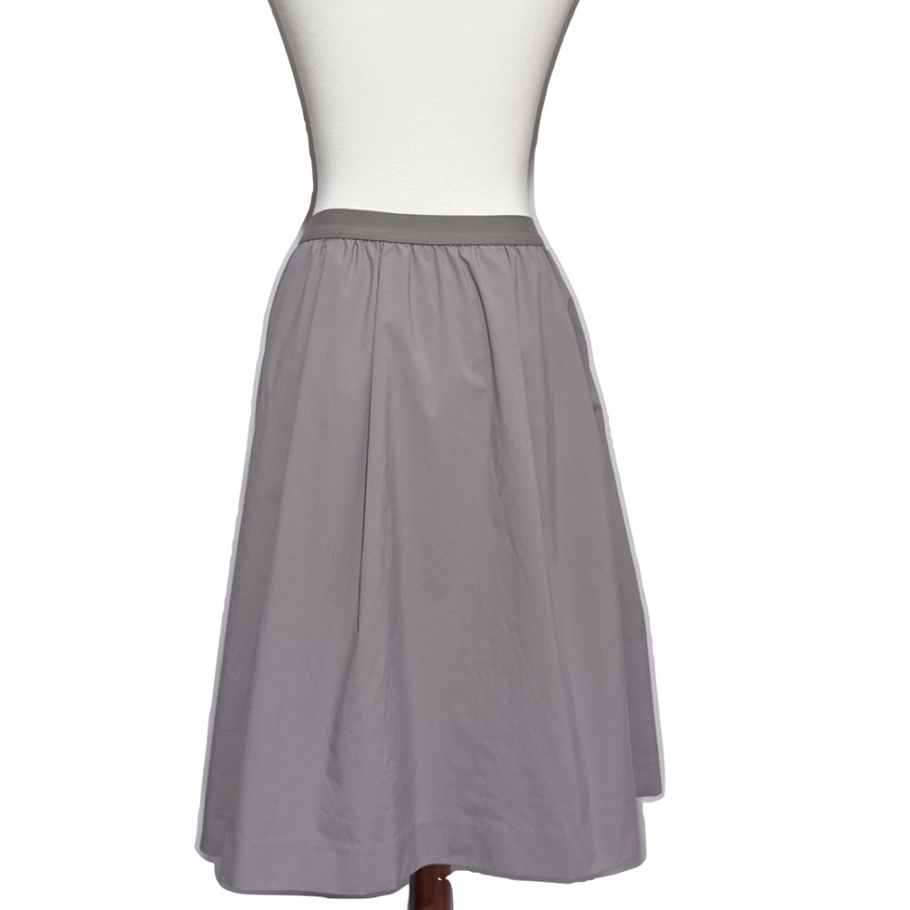 Uniqlo Volume Midi Skirt in Taupe Size Medium - Picture 3 of 9